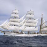 Segelschulschiff Gorch Fock unter Vollsegel auf dem Atlantik