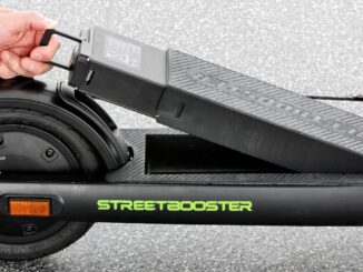 Herausnehmbarer Akku eines E-Scooters