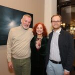 Künstler Marius Tegethoff mit Christiane Leuchtmann mit Sohn Valentin