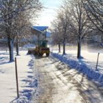 Räumfahrzeuge überholen kann sehr riskant sein