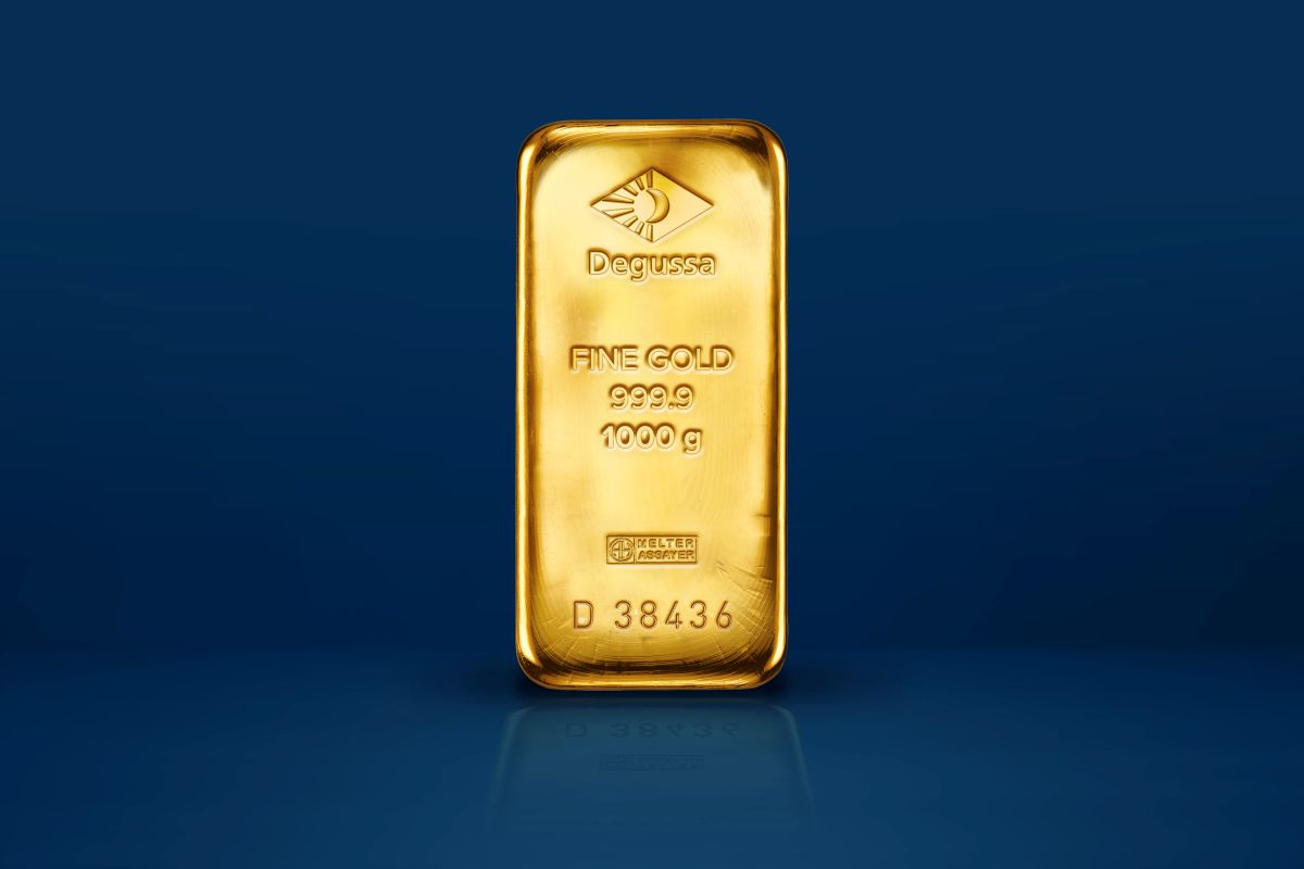 1000 g Degussa Goldbarren gegossen