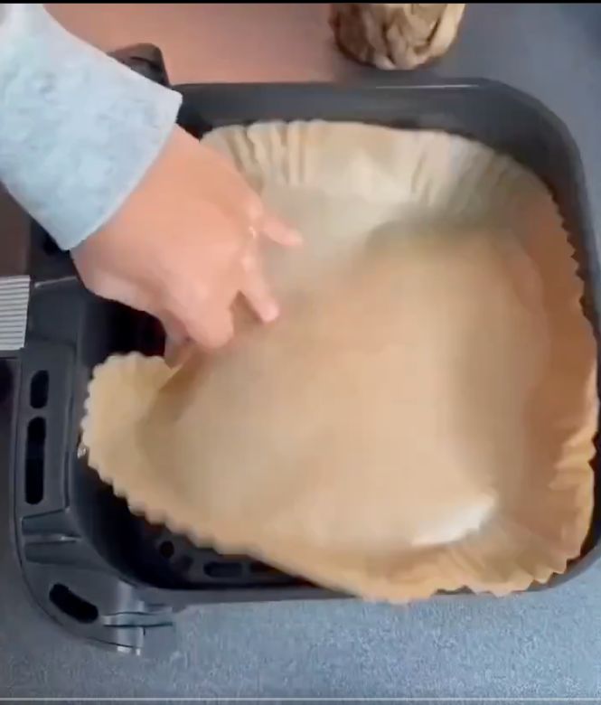 Backpapier im Airfryer?