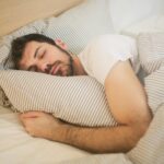 Gesunder Schlaf hängt auch Bett und Matratze ab