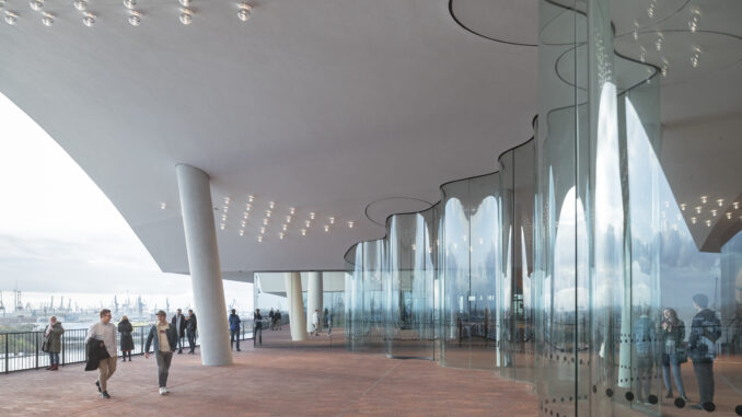 Elbphilharmonie Plaza