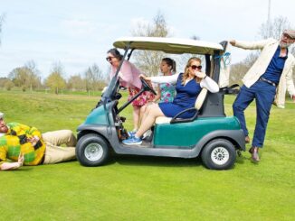 Chaos und Missgeschicke auf dem Golfplatz