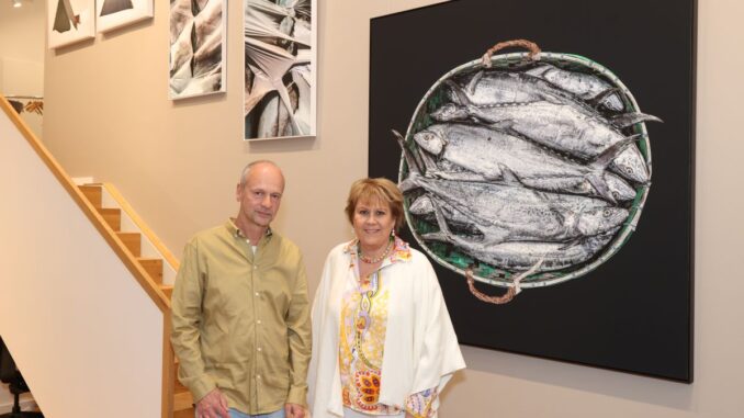 Fotograf Stephan Zirwes und Galeristin Livia Lisboa