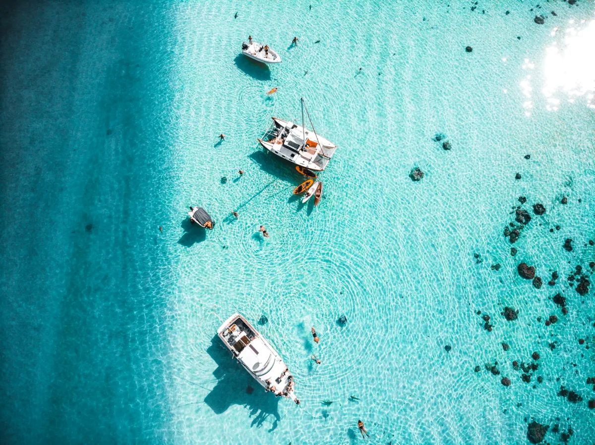 Mit Dream Yacht Charter durch die Südsee segeln
