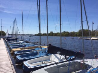 Die vielen Jollen, Conger und Kielzugvogel werden auch weiter ohne ihre Oplympischen Kollegen auf der Alster spaß haben