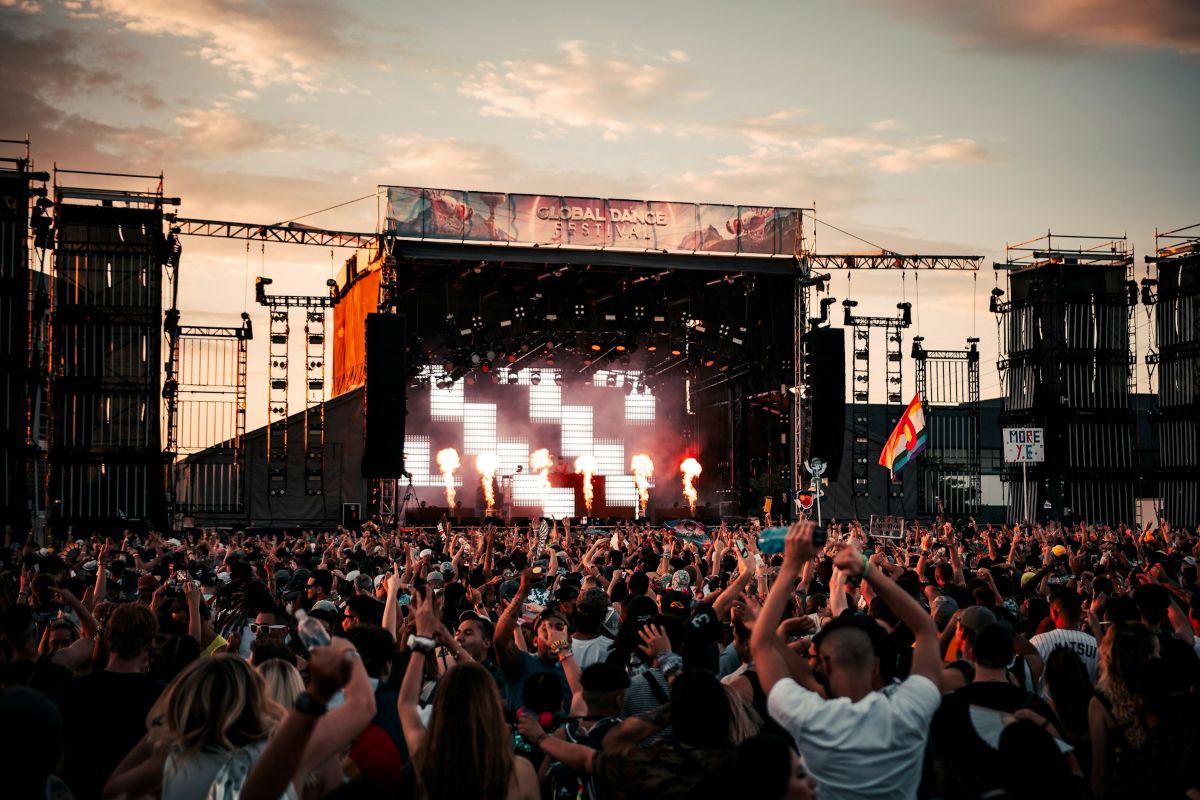Beste Stimmung vor der Festivalbühne