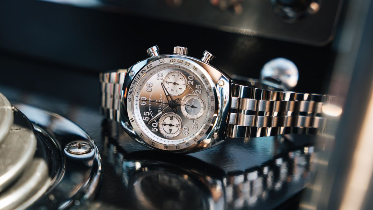 Limited Edition - auf Hochglanz poliert: Bulova Shelby Racer Chronograph - 50th Anniversary Aluminum Edition Daytona Coupe